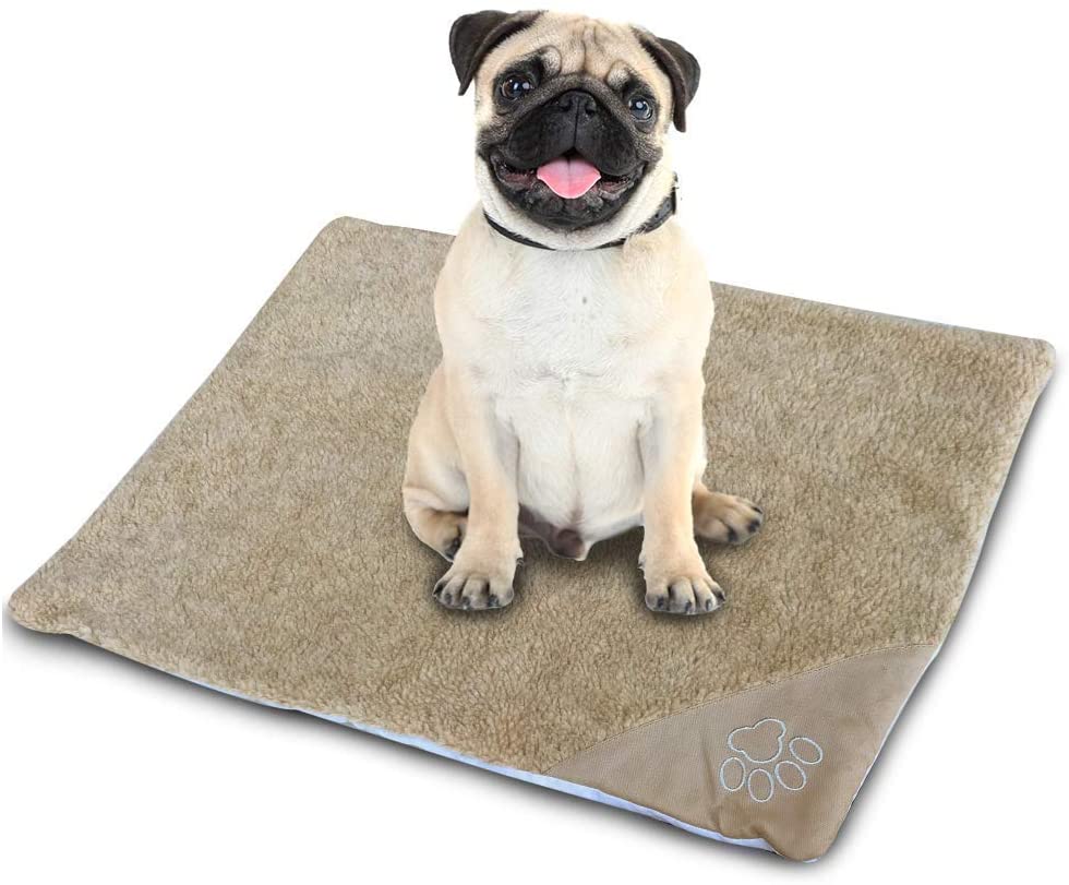 Pet Bed Mat Self Heating Snooze Pad for Pets Cats, Dogs and Kittens for Travel or Indoor Outdoor Home